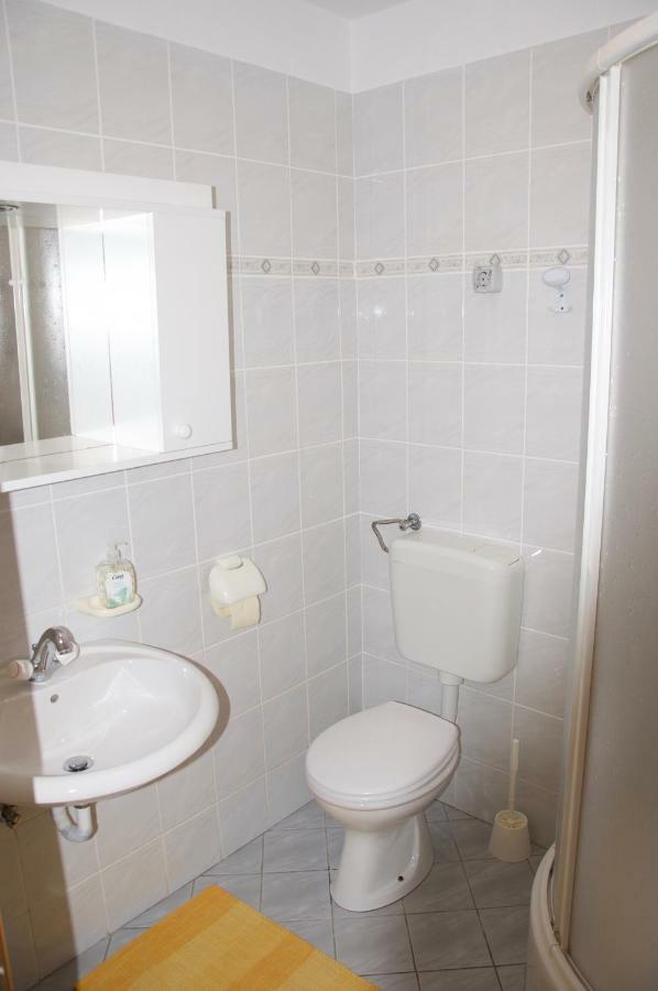 Apartment Viveniti Klenovica Exterior photo