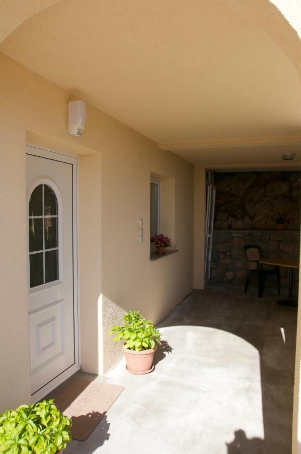 Apartment Viveniti Klenovica Exterior photo